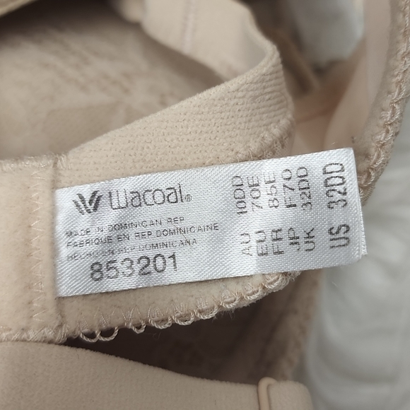 Wacoal bras Nude lace - Picture 3 of 6